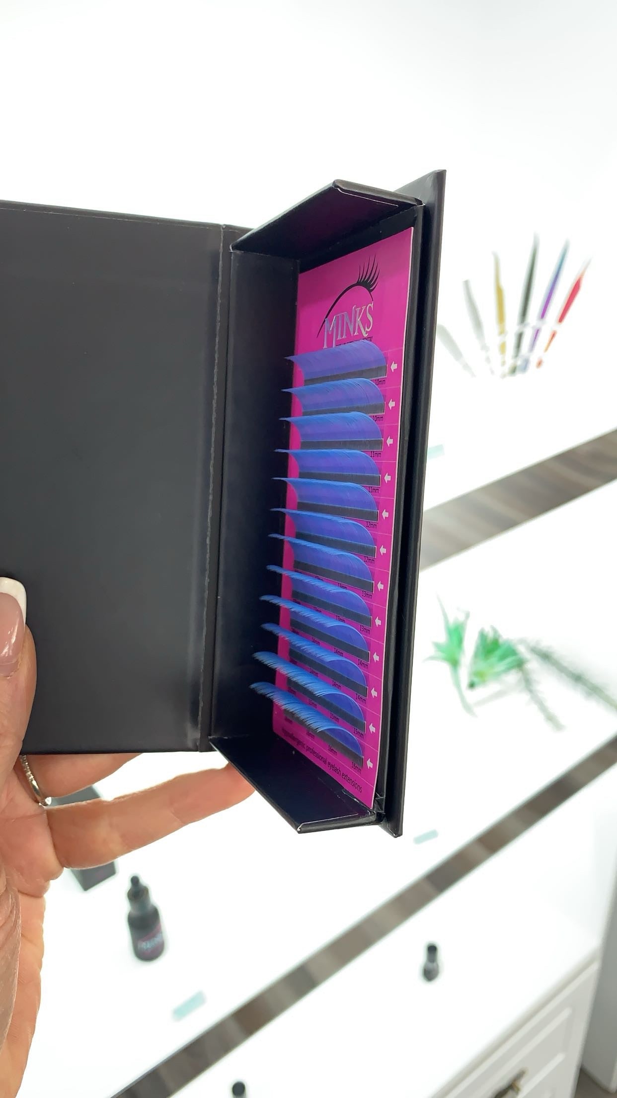 Color - Light Blue C Curl